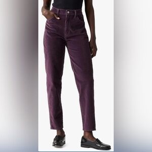 NWT Levi’s women’s stylish Purple Corduroy Pants size 34x29.